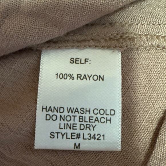 By Together Pink Floral Embroidered Deep V Neck Boho Peplum Blouse Top Size M - Picture 5 of 5